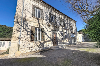 Maison &agrave; vendre &agrave; CABANNES  - 8 pi&egrave;ces - 247 m&sup2; 