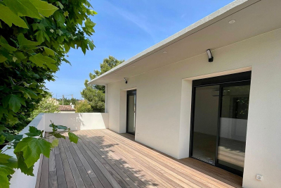 Maison &agrave; vendre terrasse vue mer sanary sur mer 