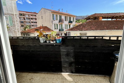 Appartement &agrave; vendre &agrave; ROQUEBRUNE-CAP-MARTIN  - 3 pi&egrave;ces - 52 m&sup2; 