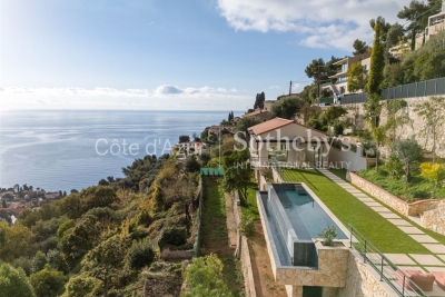 Maison &agrave; vendre &agrave; ROQUEBRUNE-CAP-MARTIN  - 5 pi&egrave;ces - 200 m&sup2; 