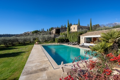 Maison à vendre maison de village avec piscine vaucluse