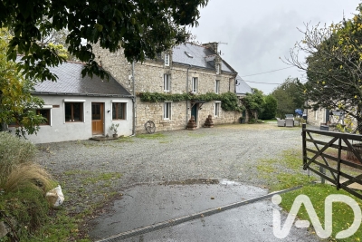 Maison &agrave; vendre &agrave; MELRAND  - 14 pi&egrave;ces - 354 m&sup2; 