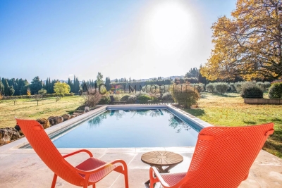 Maison &agrave; vendre &agrave; ST-RÉMY-DE-PROVENCE Mazargues Village - 6 pi&egrave;ces - 278 m&sup2; 