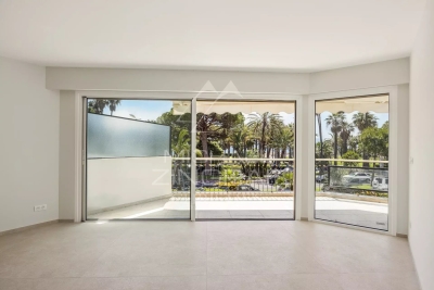 Apartment for sale in CANNES  - 3 rooms - 91 m&sup2; 
