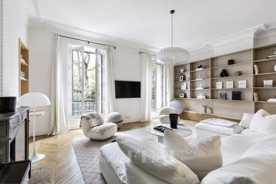 Appartement &agrave; vendre &agrave; PARIS 8EME  - 5 pi&egrave;ces - 150 m&sup2; 