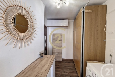 Appartement &agrave; louer &agrave; CANNES-LA-BOCCA  - 1 pi&egrave;ces - 26 m&sup2; 