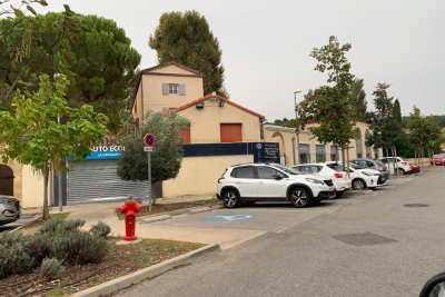 Commerce &agrave; louer &agrave; BOUC-BEL-AIR Lanciers-Cyclamens  - 20 m&sup2; 