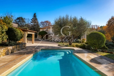 Maison à vendre pool nice 9