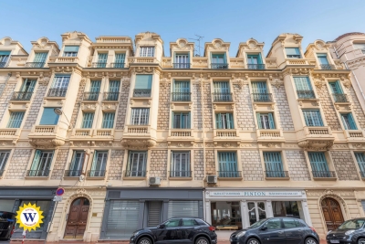 Apartment for sale in NICE  - 3 rooms - 69 m&sup2; 