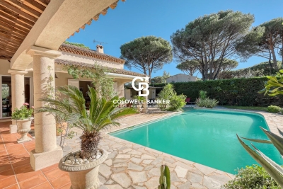 Maison &agrave; vendre &agrave; COGOLIN  - 10 pi&egrave;ces - 245 m&sup2; 