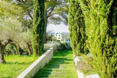 Maison &agrave; vendre &agrave; FLAYOSC  - 12 pi&egrave;ces - 1285 m&sup2; 