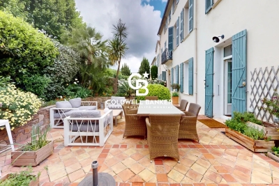 Maison &agrave; vendre &agrave; COGOLIN  - 6 pi&egrave;ces - 141 m&sup2; 