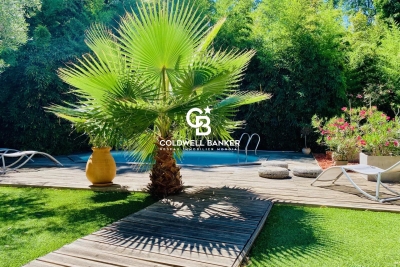 Maison &agrave; vendre &agrave; RAYOL-CANADEL-SUR-MER  - 5 pi&egrave;ces - 142 m&sup2; 