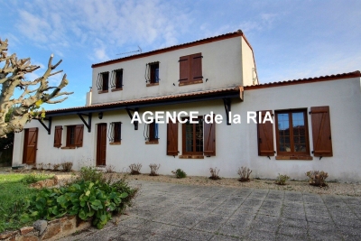Maison &agrave; vendre &agrave; LA BERNERIE EN RETZ  - 8 pi&egrave;ces - 148 m&sup2; 