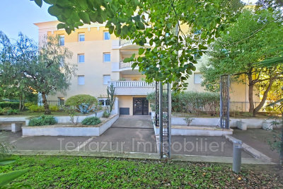 Appartement &agrave; vendre &agrave; GOLFE JUAN  - 3 pi&egrave;ces - 61 m&sup2; 