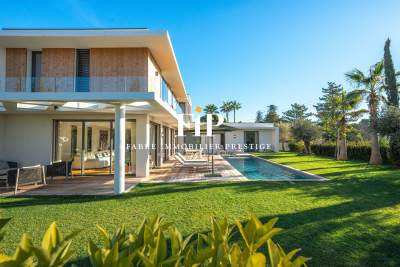 Maison &agrave; vendre &agrave; AIX-EN-PROVENCE Le Jai-Les Fontinelles - 8 pi&egrave;ces - 240 m&sup2; 