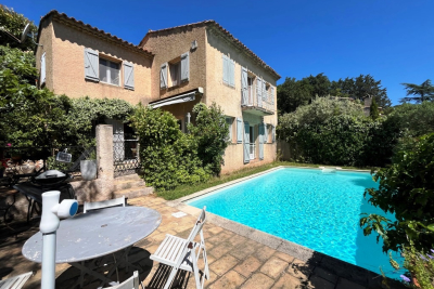 Maison &agrave; vendre &agrave; LA GARDE-FREINET  - 5 pi&egrave;ces - 118 m&sup2; 