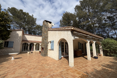 Maison &agrave; vendre &agrave; LES ARCS-SUR-ARGENS  - 5 pi&egrave;ces - 130 m&sup2; 