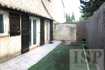 Appartement &agrave; louer &agrave; LES MILLES  - 2 pi&egrave;ces - 34 m&sup2; 