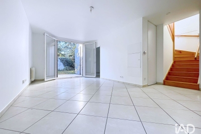 Maison &agrave; vendre &agrave; BRON  - 4 pi&egrave;ces - 80 m&sup2; 