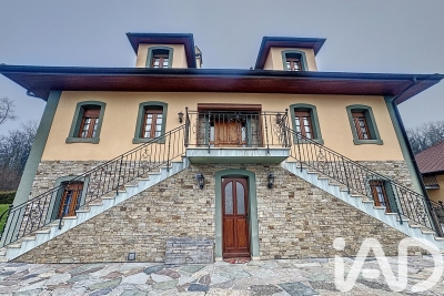 Maison &agrave; vendre &agrave; LUCINGES  - 8 pi&egrave;ces - 290 m&sup2; 