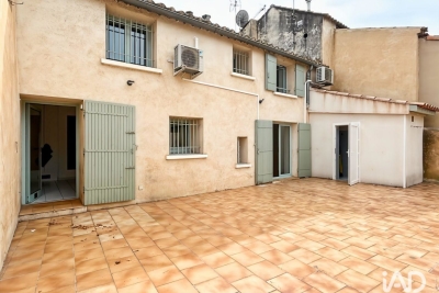 Maison &agrave; vendre &agrave; BAGNOLS-SUR-CÈZE  - 5 pi&egrave;ces - 127 m&sup2; 