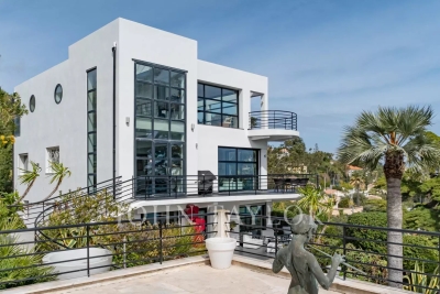 Maison &agrave; vendre &agrave; CANNES  - 8 pi&egrave;ces - 293 m&sup2; 