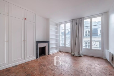 Appartement &agrave; vendre &agrave; PARIS 7EME  - 5 pi&egrave;ces - 119 m&sup2; 