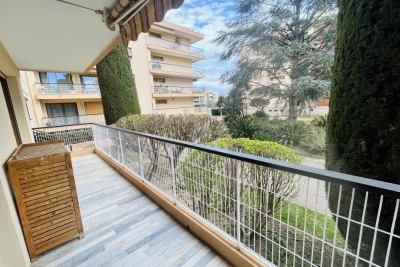 Appartement à vendre appartement rdc piscine