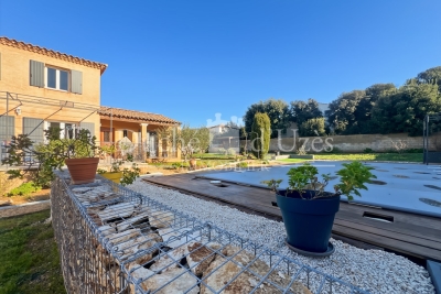 Maison &agrave; vendre &agrave; UZÈS  - 5 pi&egrave;ces - 116 m&sup2; 