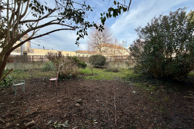 terrain &agrave; vendre &agrave; TALENCE   - 180 m&sup2; 