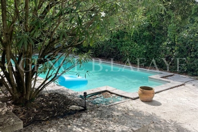 Maison &agrave; vendre &agrave; BORDEAUX  - 8 pi&egrave;ces - 273 m&sup2; 