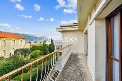 Apartment for sale in ST-JEAN-CAP-FERRAT Saint-Jean-Cap-Ferrat - 2 rooms - 55 m&sup2; 