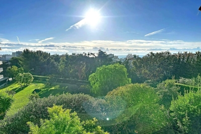 Appartement &agrave; vendre &agrave; CAGNES-SUR-MER  - 3 pi&egrave;ces - 70 m&sup2; 