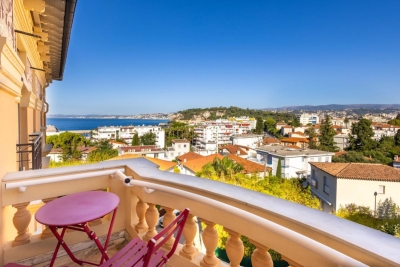 Appartement &agrave; vendre &agrave; NICE Desambrois - 5 pi&egrave;ces - 143 m&sup2; 