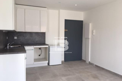 Appartement &agrave; louer &agrave; PALAVAS-LES-FLOTS Cazouls-d'Hérault - 2 pi&egrave;ces - 30 m&sup2; 