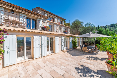 Maison &agrave; vendre &agrave; CABRIS  - 6 pi&egrave;ces - 259 m&sup2; 