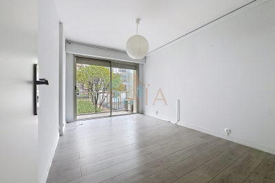 Appartement &agrave; louer &agrave; CANNES  - 2 pi&egrave;ces - 51 m&sup2; 