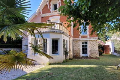 Maison &agrave; vendre &agrave; immobilier ROYAN  - 6 pi&egrave;ces - 122 m&sup2; 