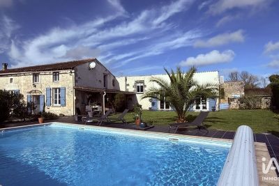 Maison &agrave; vendre &agrave; CLION  - 5 pi&egrave;ces - 240 m&sup2; 