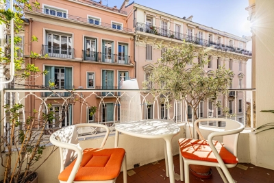 Appartement &agrave; vendre &agrave; NICE Desambrois - 3 pi&egrave;ces - 103 m&sup2; 