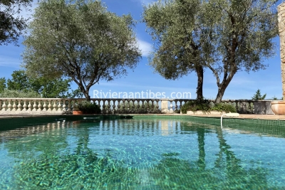 House for sale in MOUANS-SARTOUX  - 6 rooms - 253 m&sup2; 