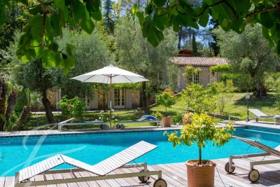 Maison &agrave; vendre &agrave; Opio  - 6 pi&egrave;ces 245 m&sup2; 