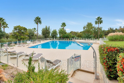 Appartement &agrave; vendre &agrave; VALLAURIS  - 1 pi&egrave;ces - 20 m&sup2; 