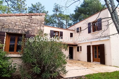 Maison &agrave; vendre plain pied jardin ou terrasse 