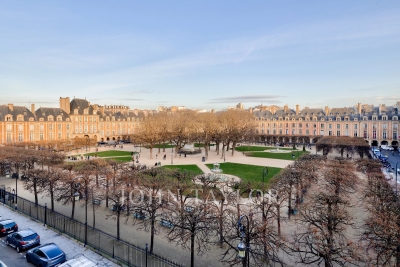 Apartment for sale renovation paris 4eme 