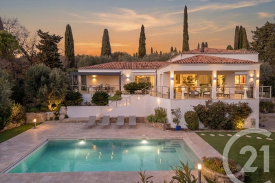 House for sale in VALBONNE Garbejaire-Haut Sartoux - 7 rooms - 204 m&sup2; 