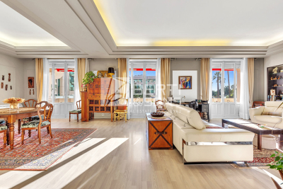 Apartment for sale in CANNES  - 4 rooms - 166 m&sup2; 