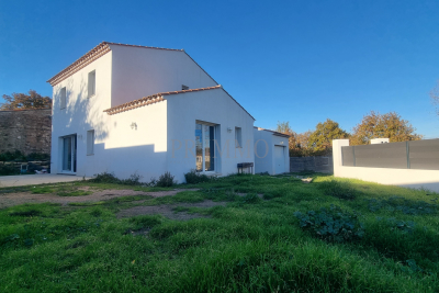 Maison &agrave; vendre &agrave; PUGET-SUR-ARGENS  - 6 pi&egrave;ces - 125 m&sup2; 