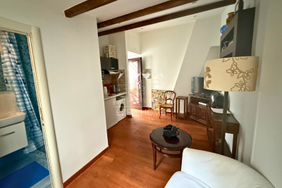 Appartement &agrave; vendre &agrave; PARIS 14EME  - 2 pi&egrave;ces - 24 m&sup2; 